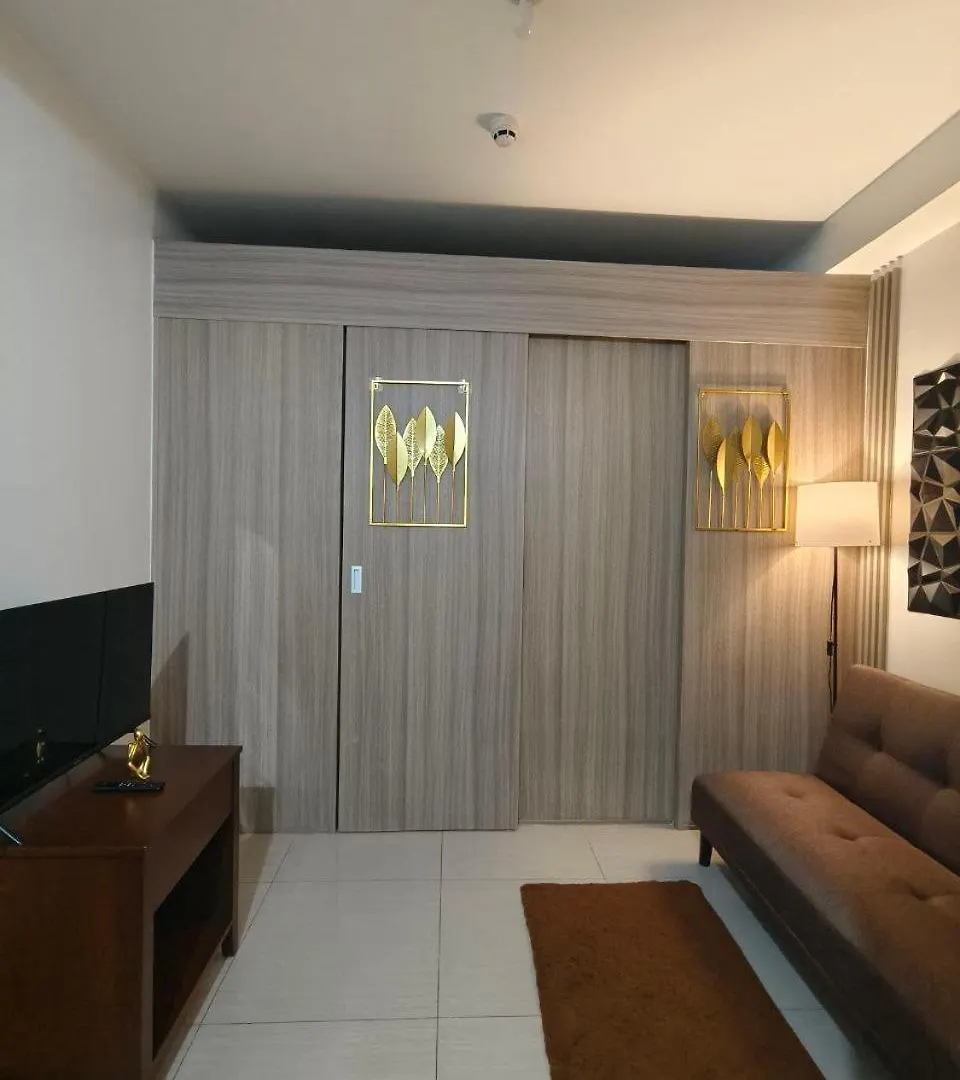 Couple Or Barkada Room Manila