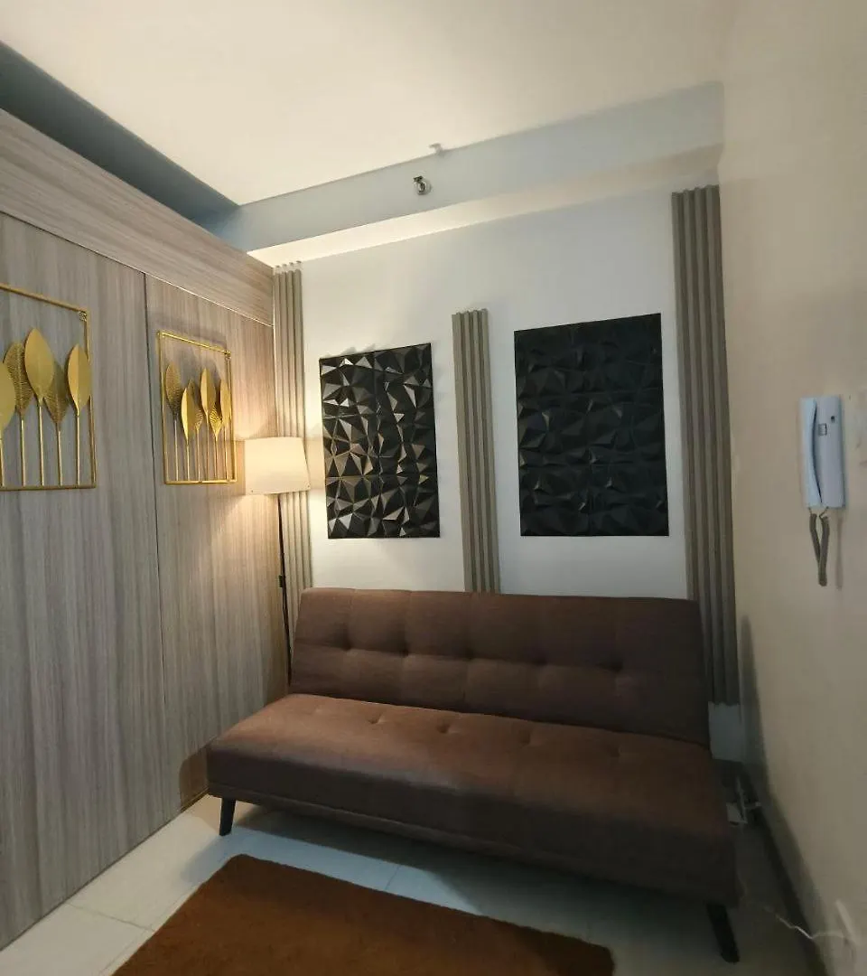 Couple Or Barkada Room Manila Philippines